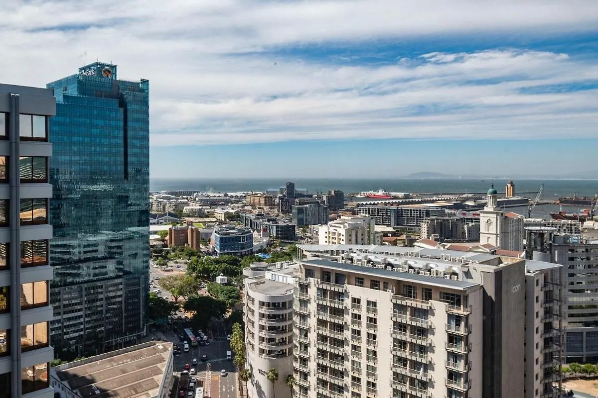 Apartment Foreshore Skyline Views Cape Town